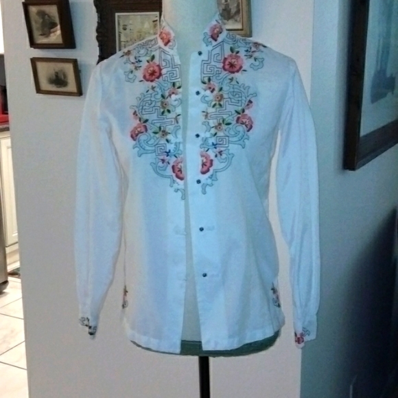 Vintage Embroidered Asian Blouse Small - Picture 2 of 8